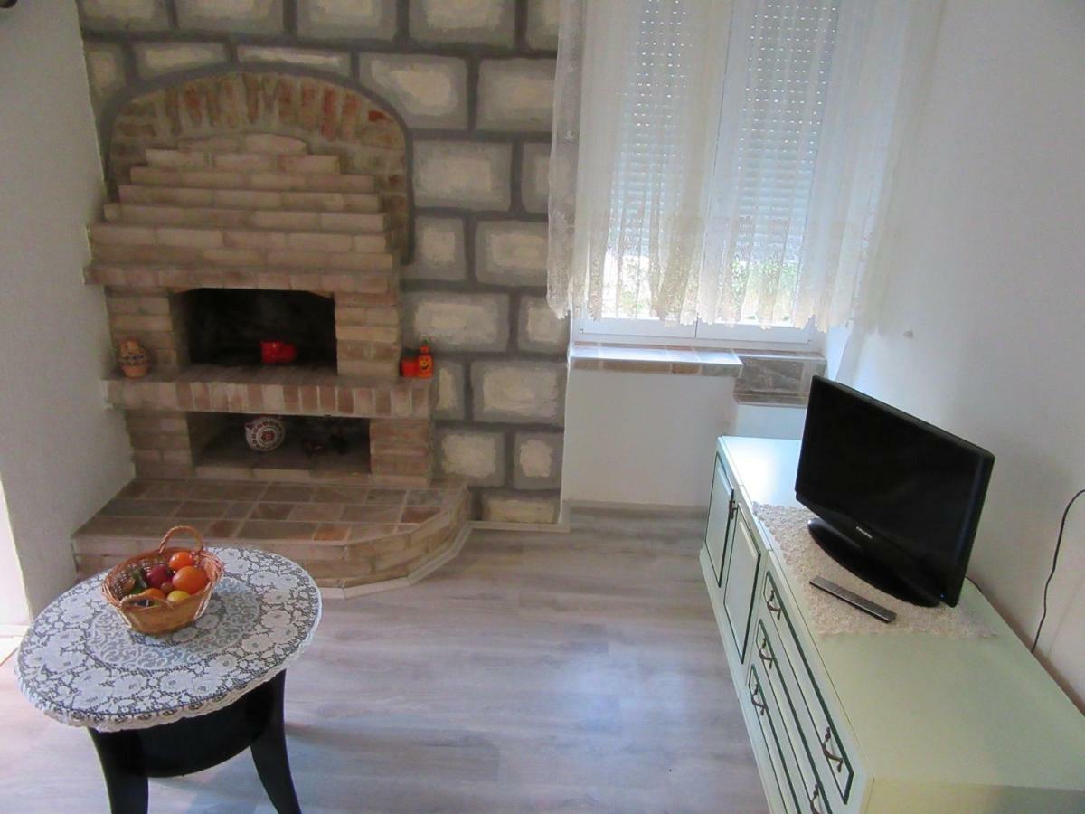 Appartamento Apartman Julia Fiume Esterno foto